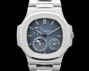 Patek Philippe Nautilus Date Moonphase Power Reserve 5712/1A-001 - alternate view 3
