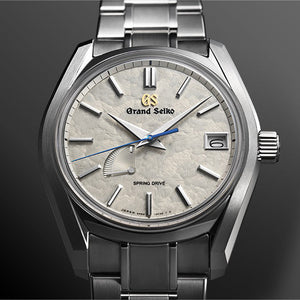 Grand Seiko "Winter Taisetsu" Heritage Spring Drive 40mm - Grey on Bracelet SBGA415 - case profile