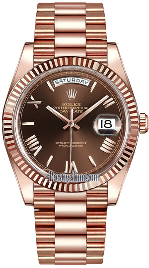 Rolex Day-Date 40mm Everose Gold 228235 - front view