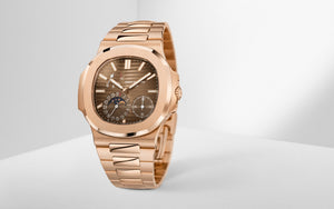 Patek Philippe Nautilus Date Moonphase Power Reserve 5712/1R-001 - alternate view 3