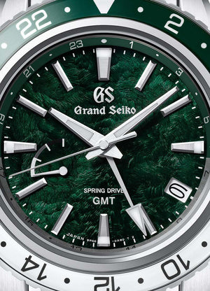 Grand Seiko "Hotaka" Sport Spring Drive 44mm - Green on Bracelet SBGE295 - three-quarter view