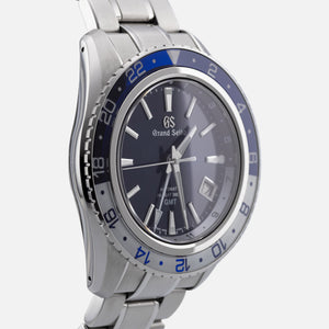 Grand Seiko Sport Hi-Beat 36000 GMT SBGJ237 - case profile
