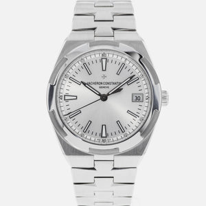 Vacheron Constantin Overseas Overseas Self- 4500V winding - front view