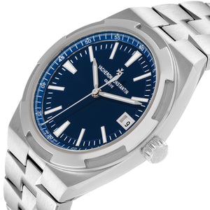 Vacheron Constantin Overseas 4500V/110A-B128 - three-quarter view