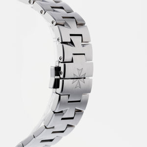 Vacheron Constantin Overseas Chronograph 49150/B01A-9097 - case profile