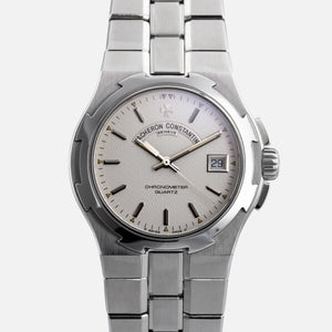 Vacheron Constantin Overseas 35mm 72050 watch - front view