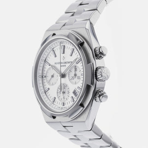 Vacheron Constantin Overseas 5500V/110A-B075 - three-quarter view