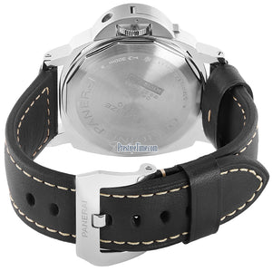Panerai Luminor Base 8 Days 44mm pam00915 - three-quarter view